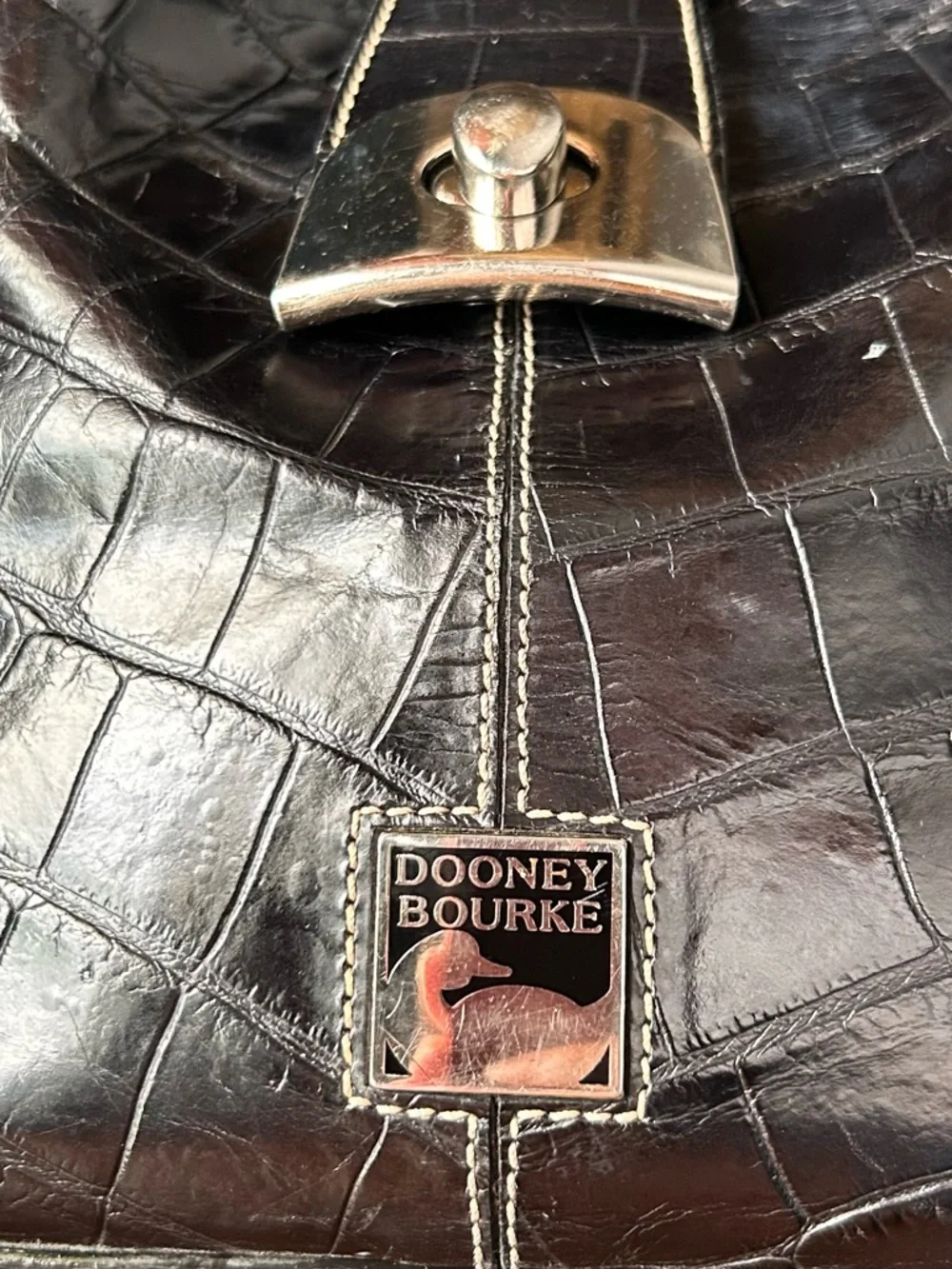 Dooney & Bourke Vintage HoBo
Shoulder Bag Black CrocEmbossed - Silver Turnlock - Picture 3 of 16